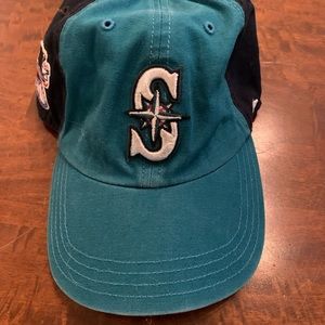 Mariners hat